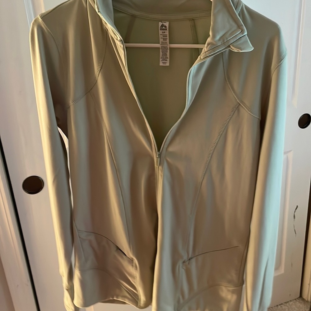 Women’s Sea Foam Green rbx Studio Daily Super Soft Mock Neck Jacket